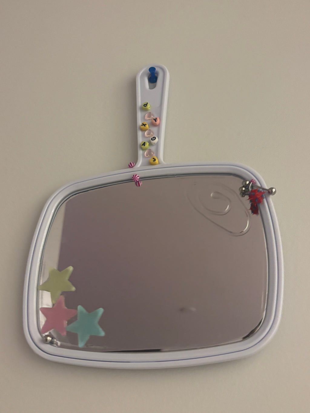 Hand mirrors
